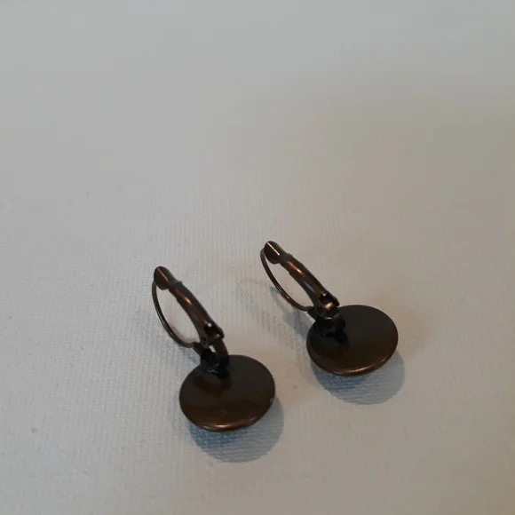 Sunflower Leverback earrings - Picture 2 of 4